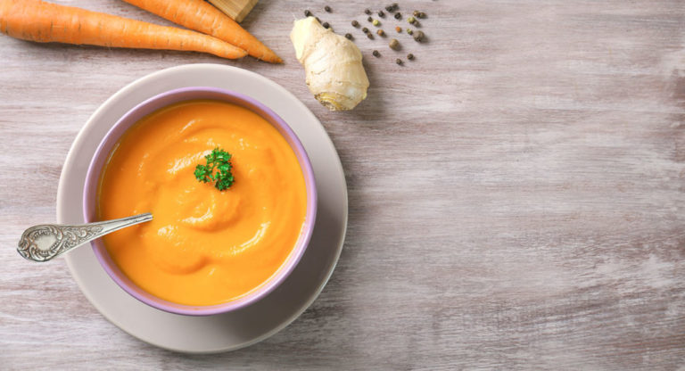 Soupe-a-la-carotte-et-au-gingembre